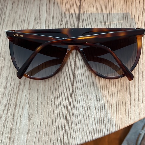 New Celine Tortoise Shell Sunglasses - Picture 3 of 8